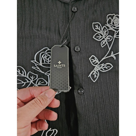 Saints Studio Mens Black Textured Rose Embroidered Button Down Shirt Size M - Picture 10 of 14